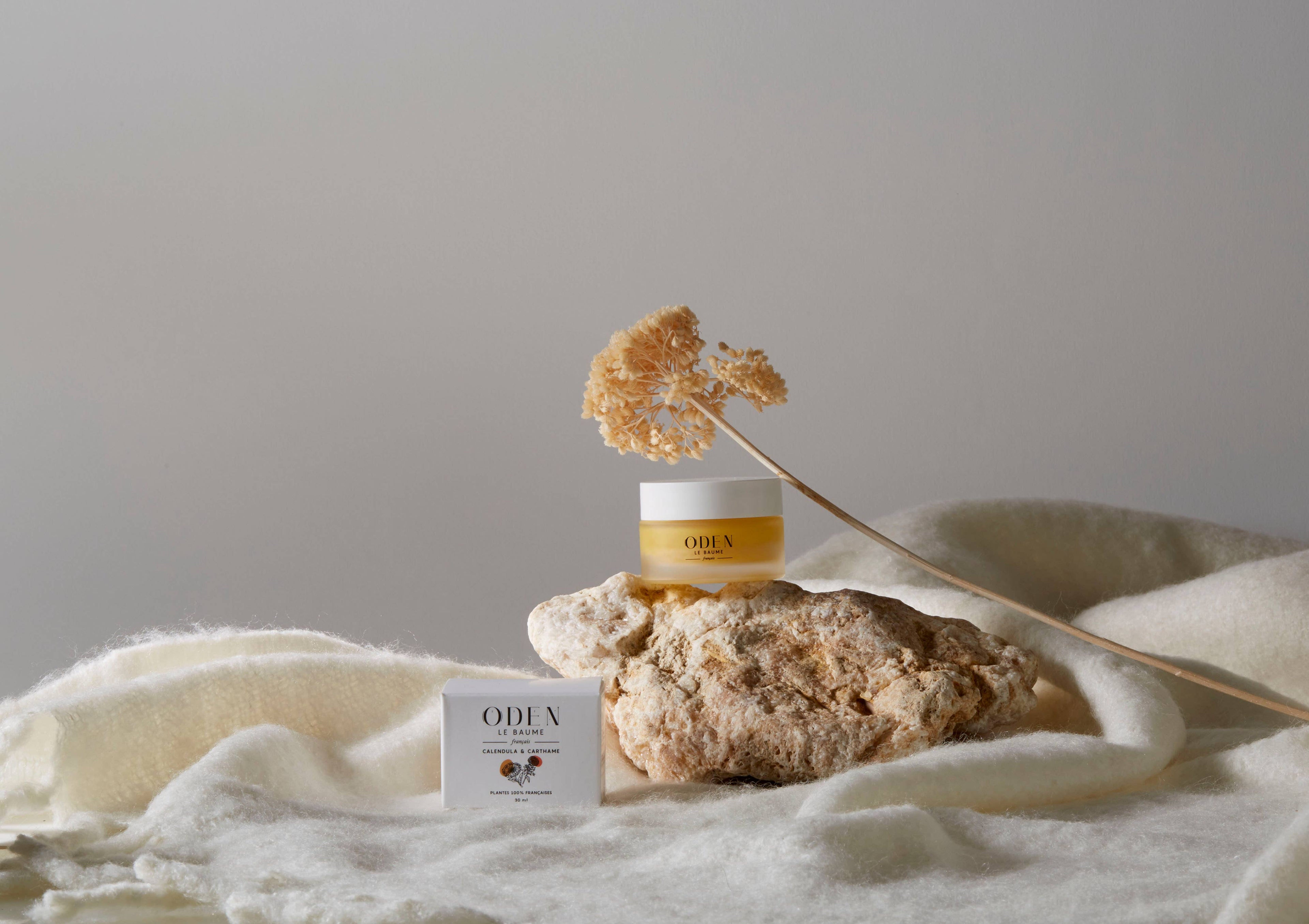 Atkuriamasis Balzamas Veidui ir Kūnui – Ramina ir Tausoja 30ml