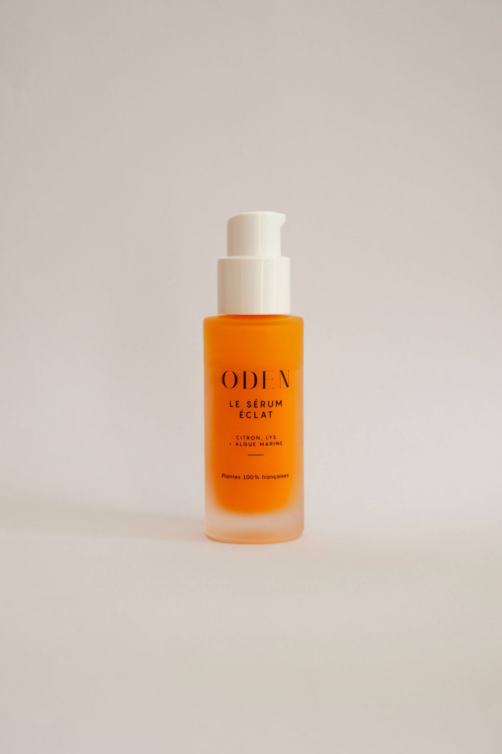 Serumas - suteikiantis spindesio ir naikinantis tamsias dėmes 30ml