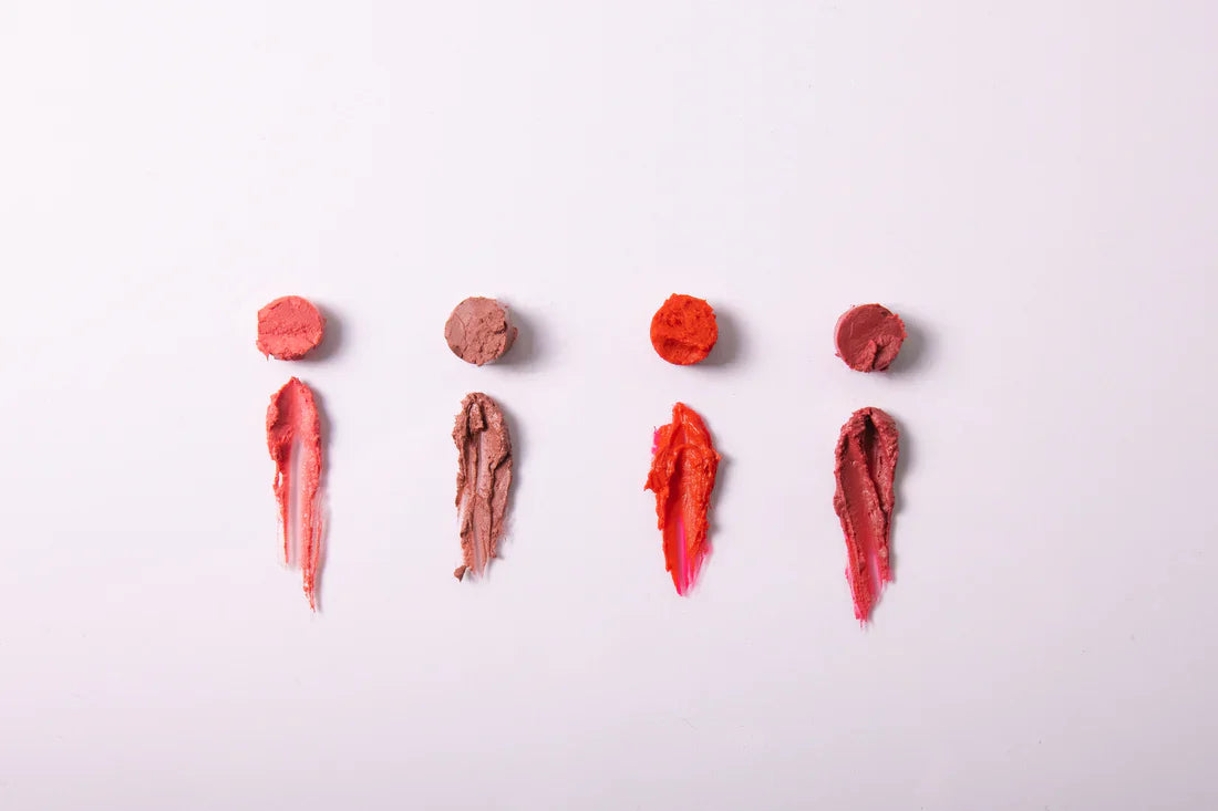 BLONDESISTER kreidelė: skaistalai ir lūpdažis viename, 3,5 g