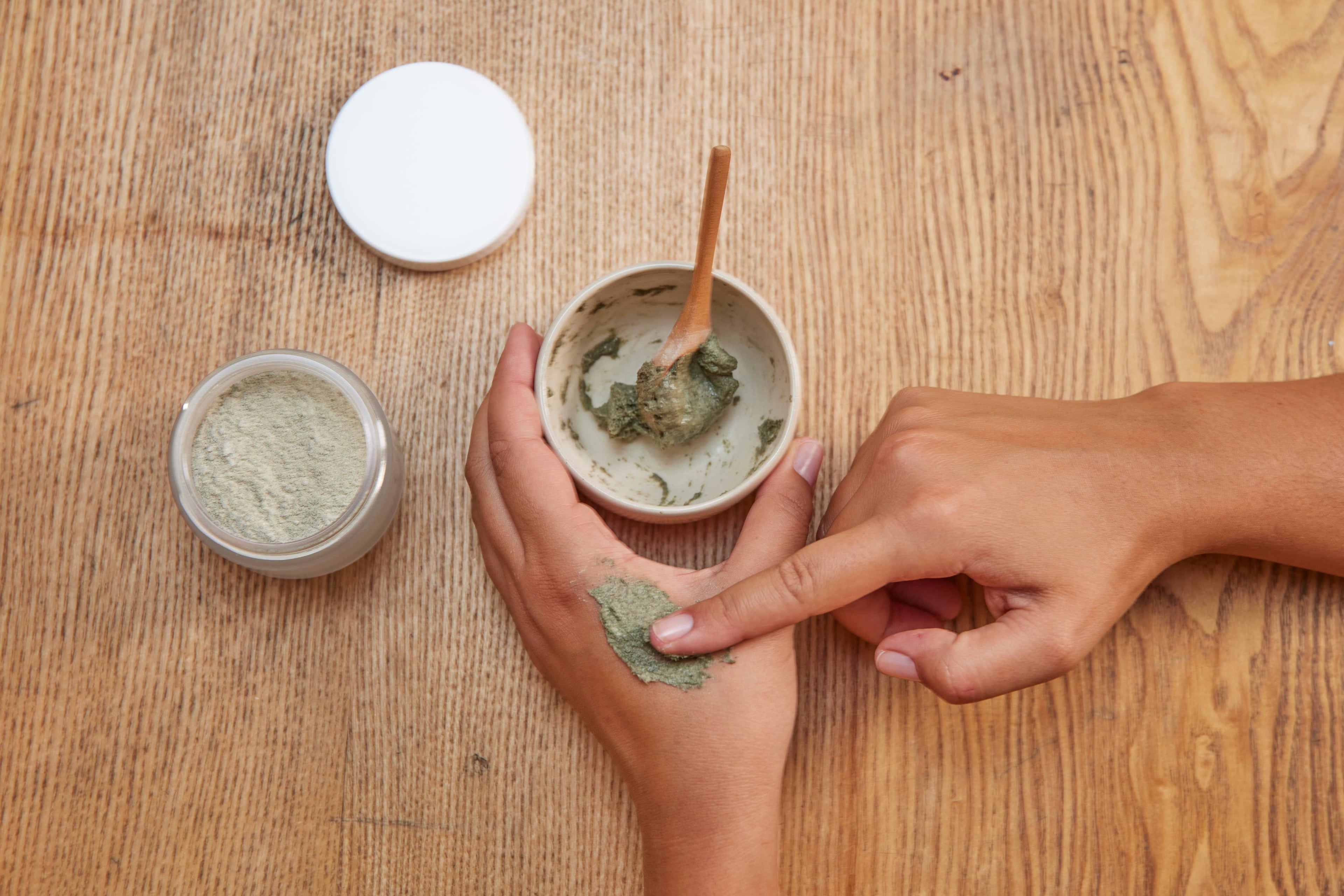 Valomoji kaukė - Valo ir Tonizuoja 55g